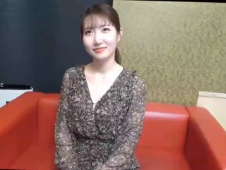 Yui Hayama热亚洲模特玩假阴茎